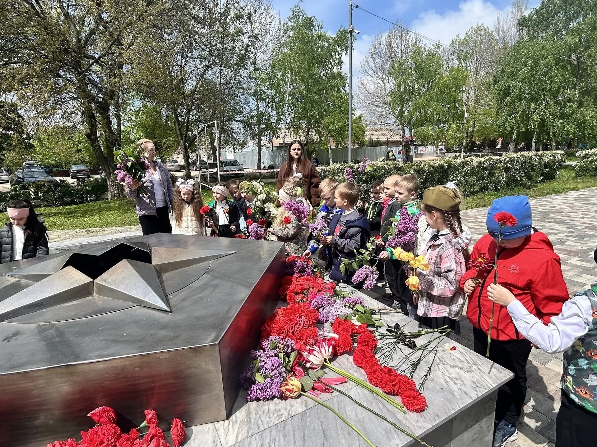 Праздник памяти и славы